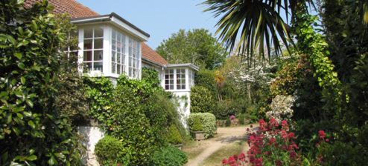 Les Merriennes Self Catering Cottages Guernsey Visit Guernsey