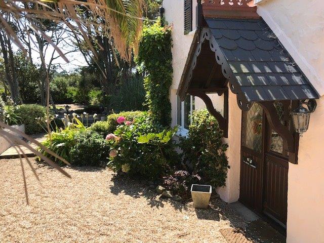 La Petite Carriere Cottage Visit Guernsey